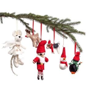 ✨BNWT - Lost Horizons Festive Friends Christmas Felt Wool Ornament - Set of 6✨